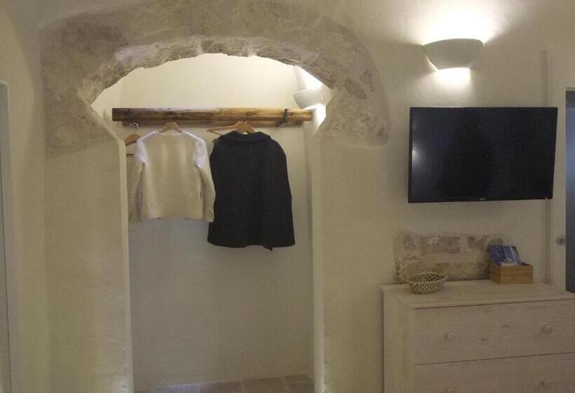 اتاق استاندارد اینتریور, Masseria Capece
