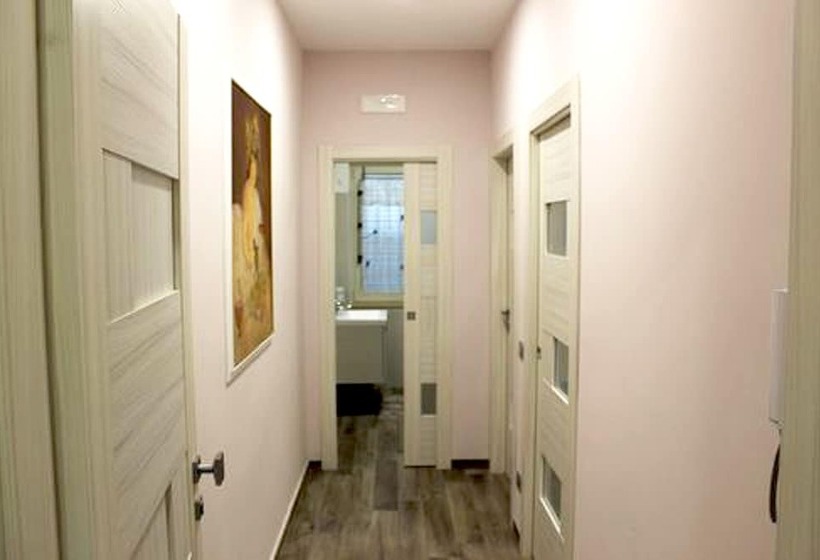 شقة أساسية غرفة واحدة, Villa Magiola