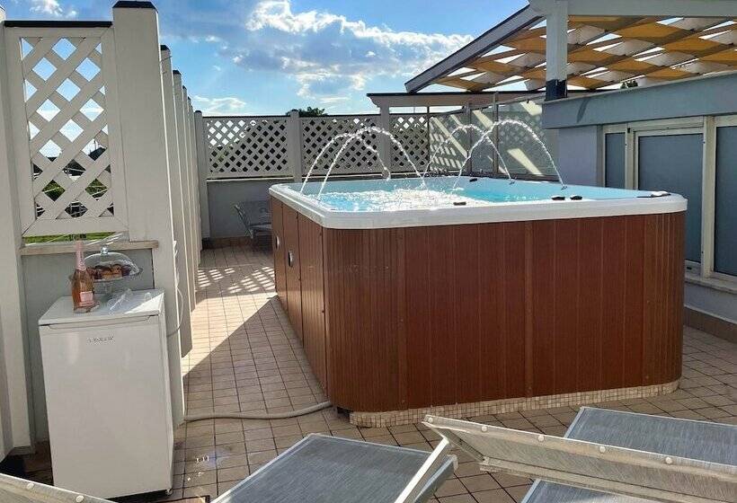شقة أساسية غرفة واحدة, Villa Magiola