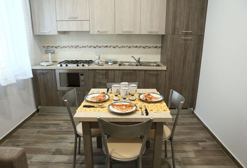 شقة أساسية غرفة واحدة, Villa Magiola