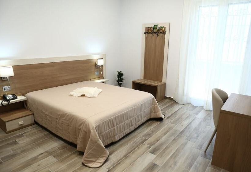 شقة أساسية غرفة واحدة, Villa Magiola
