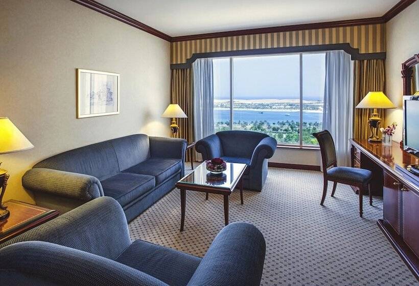 Королевский Люкс, Corniche Hotel Abu Dhabi