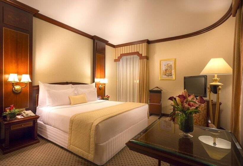 Номер Deluxe, Corniche Hotel Abu Dhabi