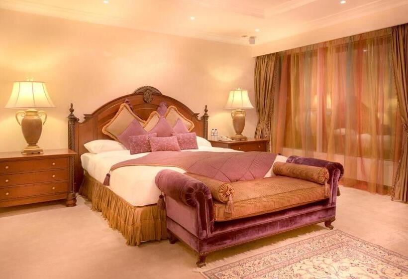 Королевский Люкс, Corniche Hotel Abu Dhabi
