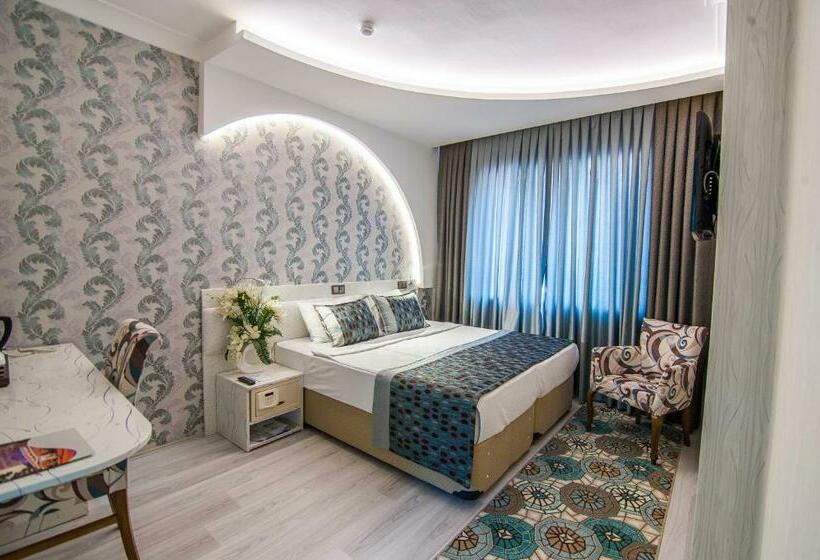 اتاق لوکس با تخت بزرگ, Dundar