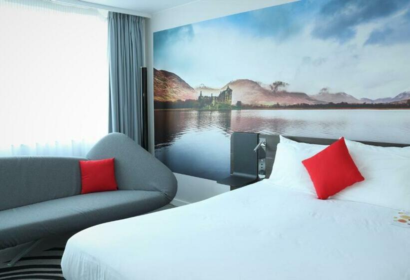 Номер Superior, Novotel Edinburgh Centre