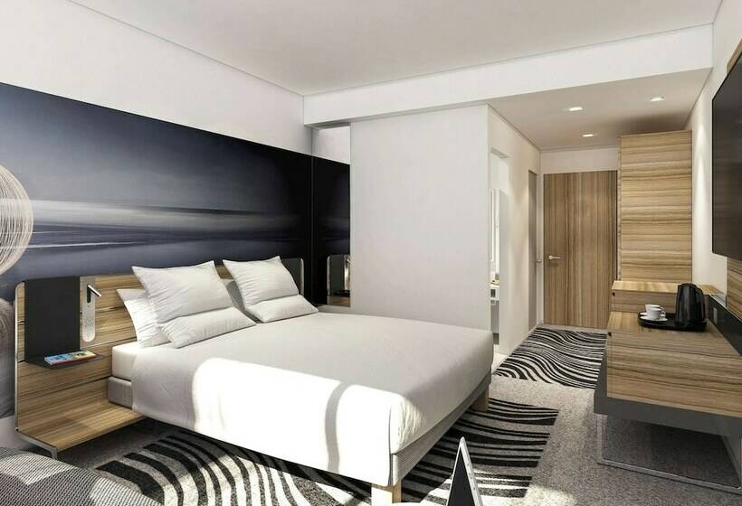 Номер Superior, Novotel Edinburgh Centre