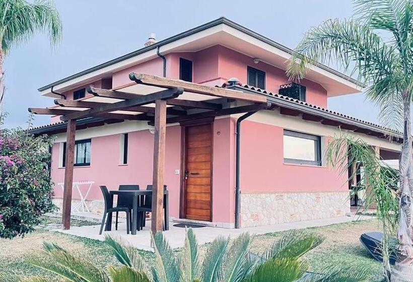 Апартаменты 1 Спальня Вид на Бассейн, B&b Casale Pietrantica Tropea