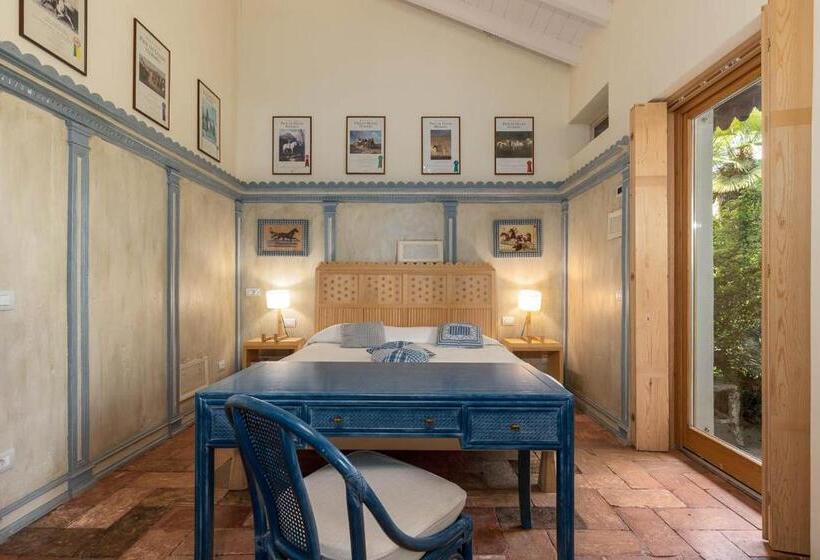 Quarto Deluxe Vista Lago, La Cucchetta