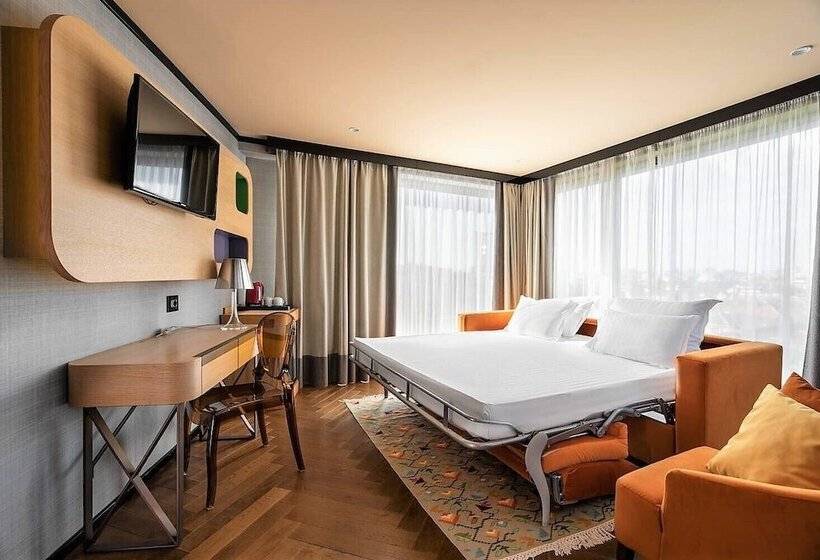 Люкс Superior, Eurostars Sofia City