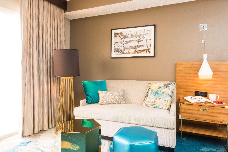 キングサイズベッドのスイートルーム, Doubletree Resort By Hilton Grand Key   Key West