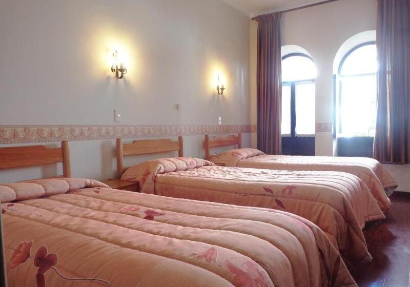 اتاق استاندارد سه نفره, Hostal Colonial Potosi