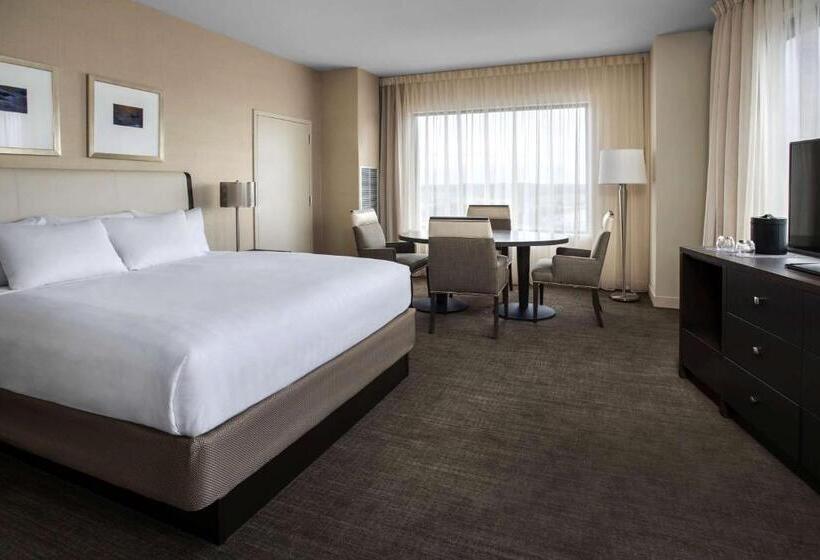 Президентский Люкс, Hyatt Regency Pittsburgh International Airport