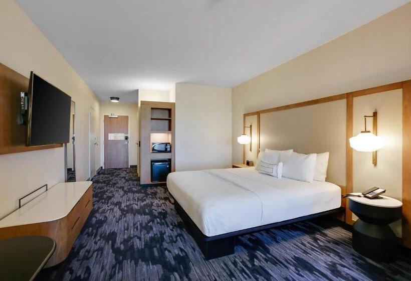 Люкс Кровать Кинг, Fairfield Inn & Suites Bardstown