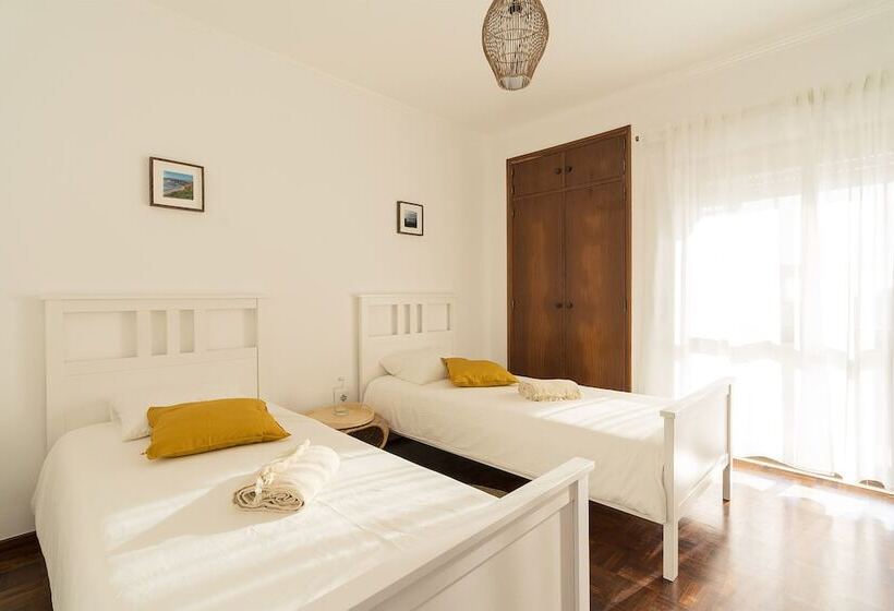 Дом 4 Спальни, Ericeira Paradise House&suites