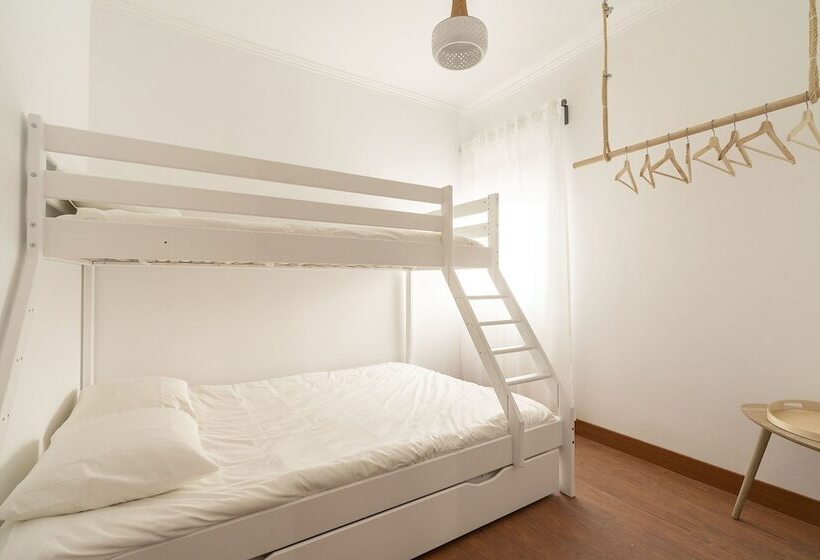 Дом 4 Спальни, Ericeira Paradise House&suites