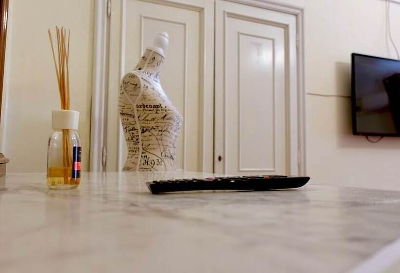 اتاق لوکس سه تخته, Antico Pozzo Bed And Breakfast