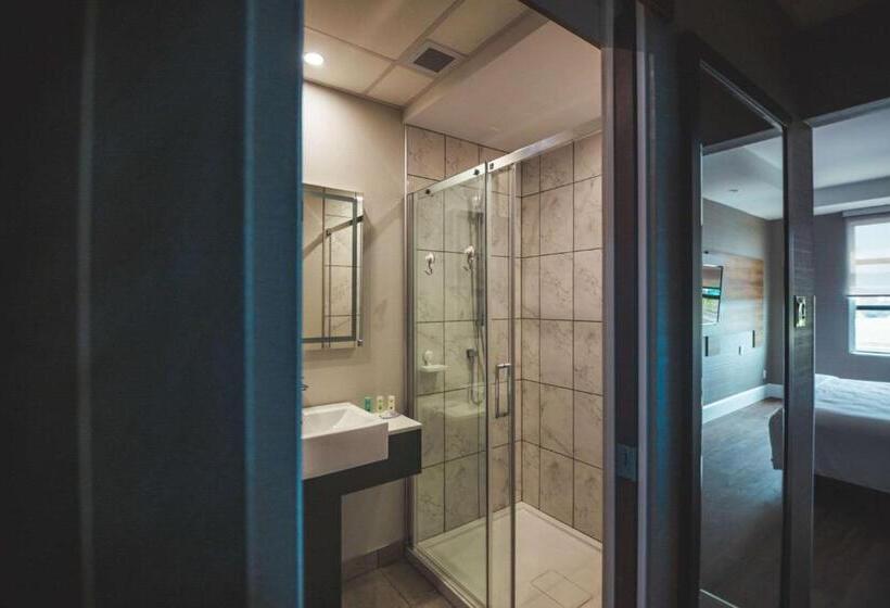 キングサイズベッドのスタンダードルーム, Quality Hotel & Conference Centre