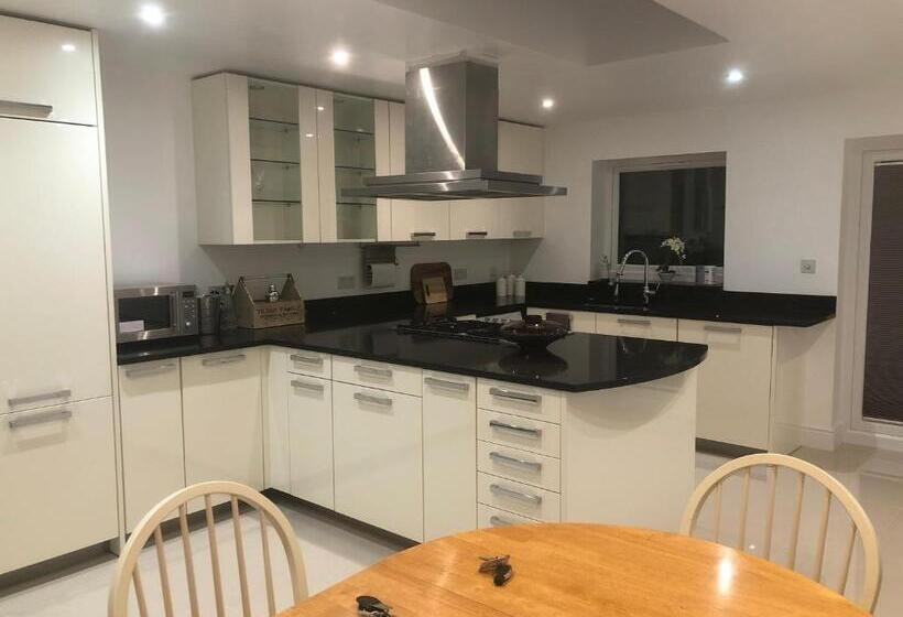 수피리어 스위트, South Avenue B&b