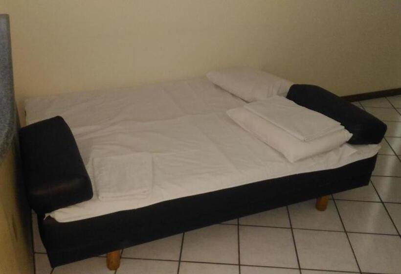 带1个卧室带泳池的公寓, Apart Hotel Quartier Latin