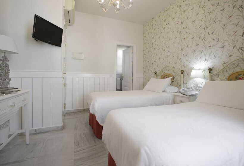 اتاق استاندارد, Basic Hotel Puerta De Sevilla