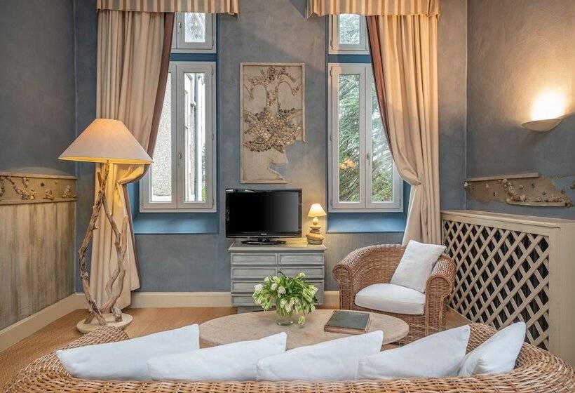 Номер Стандарт, Chateau Des Reynats