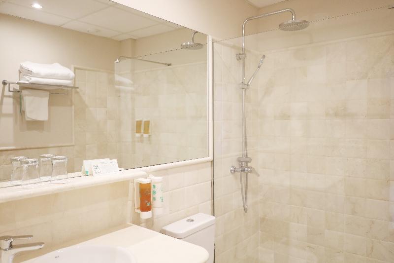 Полулюкс, Eurostars Las Salinas