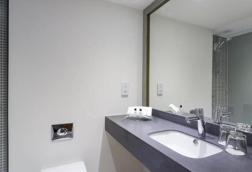 Номер Стандарт Адаптированный для Инвалидов, Holiday Inn Rugby Northampton M1 Jct18, An Ihg
