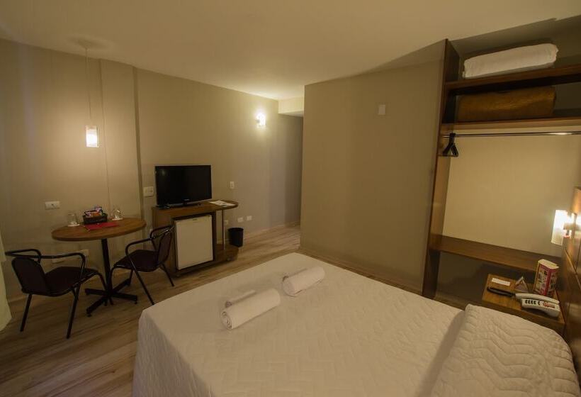 Номер Executive, Sj Executive   San Juan Curitiba