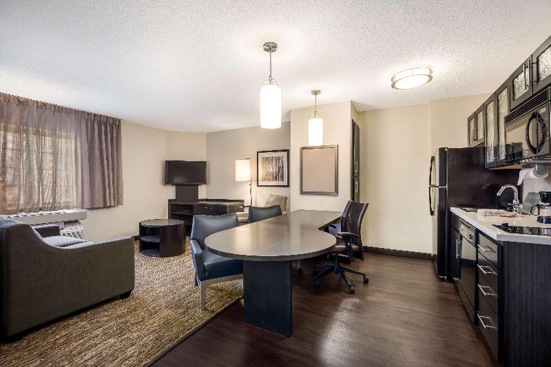 Люкс, Sonesta Simply Suites Orange County Airport