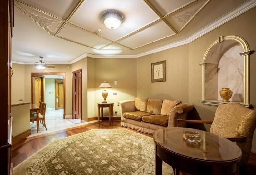 スイート（家族用）, The Central Palace Taksim