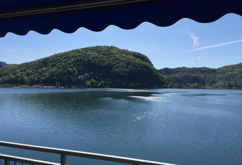 Номер Superior, Tresa Bay