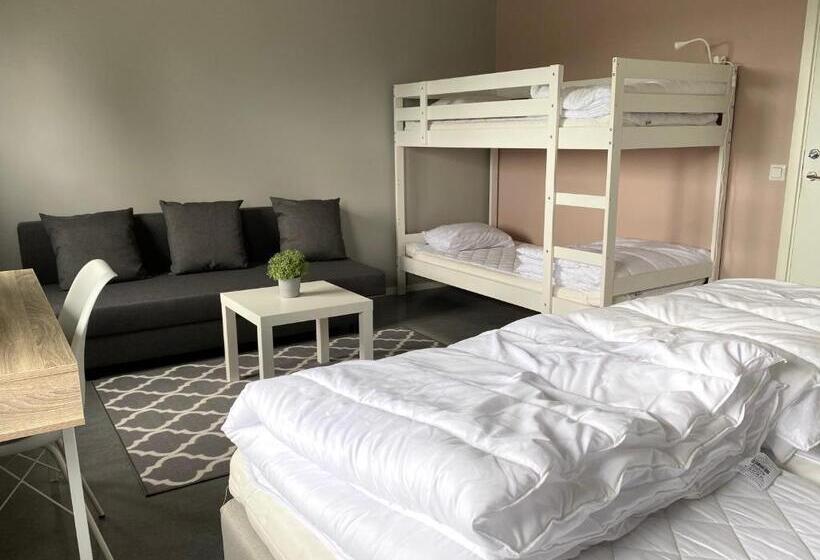 Семейный Номер, De La Gardie Park Vandrarhem Hostel