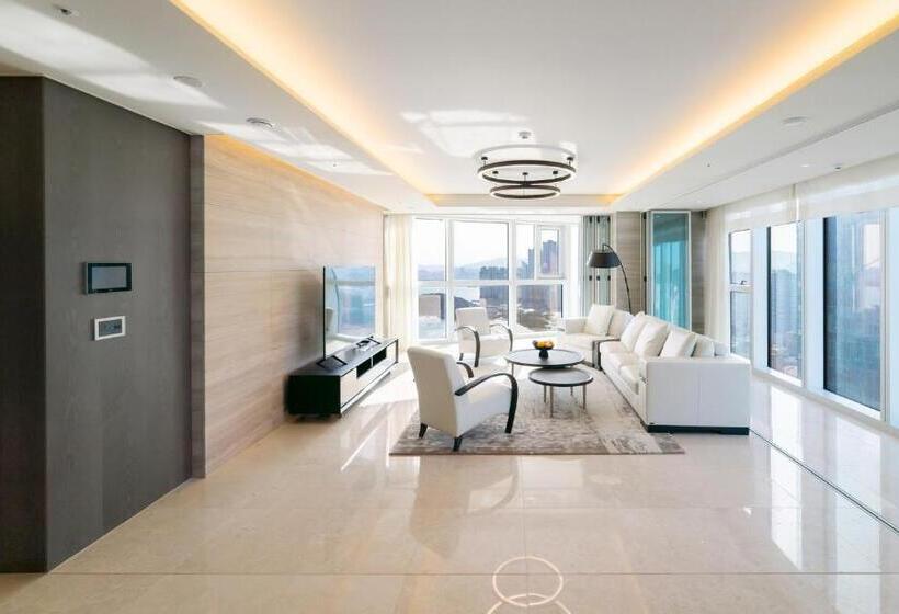 Президентский Люкс, Grand Lct Residence