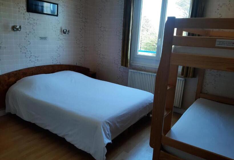 Четырехместный Номер Стандарт Вид на Сад, Home Des Pins Sarl