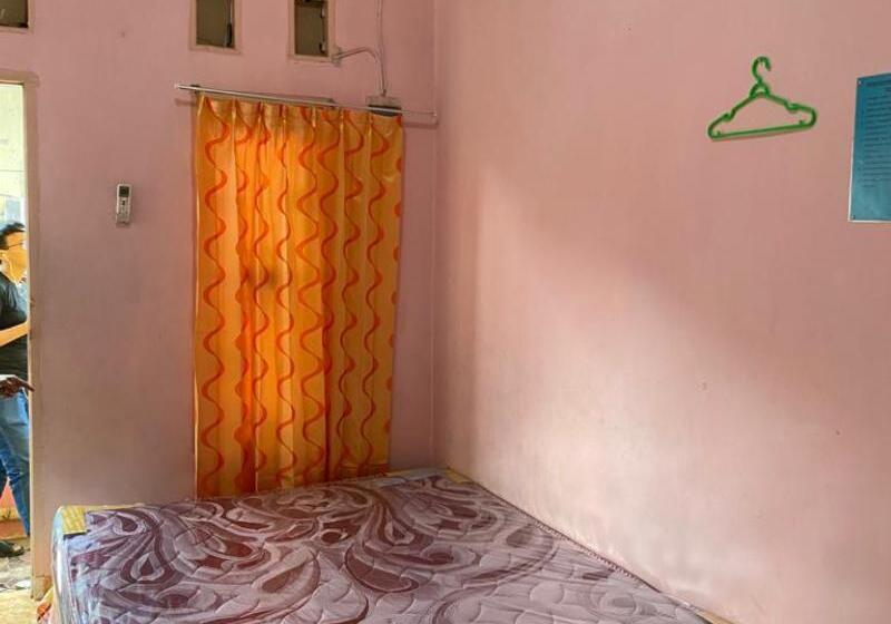 غرفة ديلوكس, Homestay Lestari Makassar