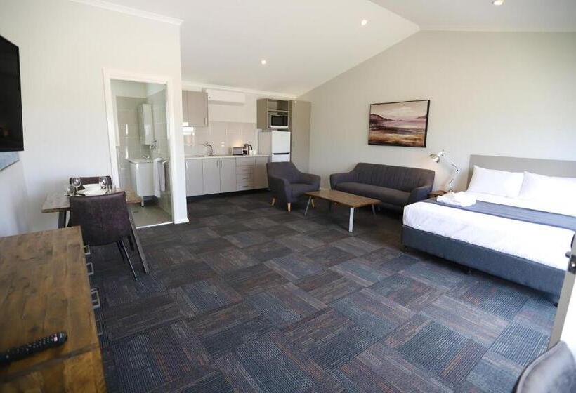 Номер Deluxe, Eastend Studio Apartments