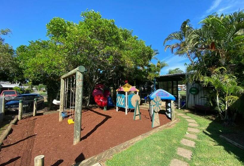 이코노미 룸, Bundaberg Park Village