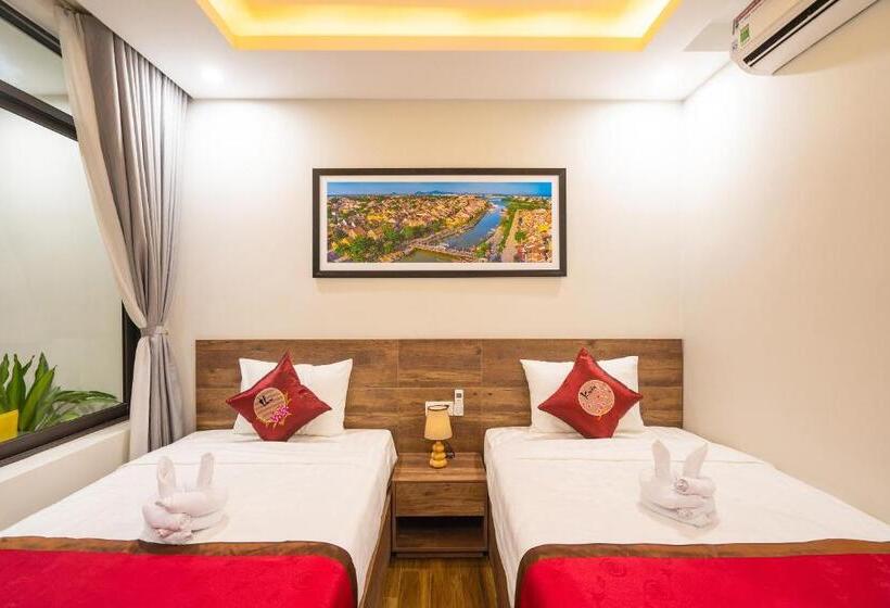 اتاق خانوادگی تودرتو, The Lit Villa Hoi An