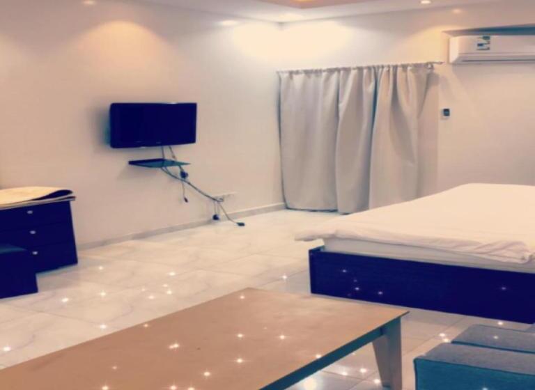 Апартаменты 2 Спальни, Iwaa Alkharj Apartments