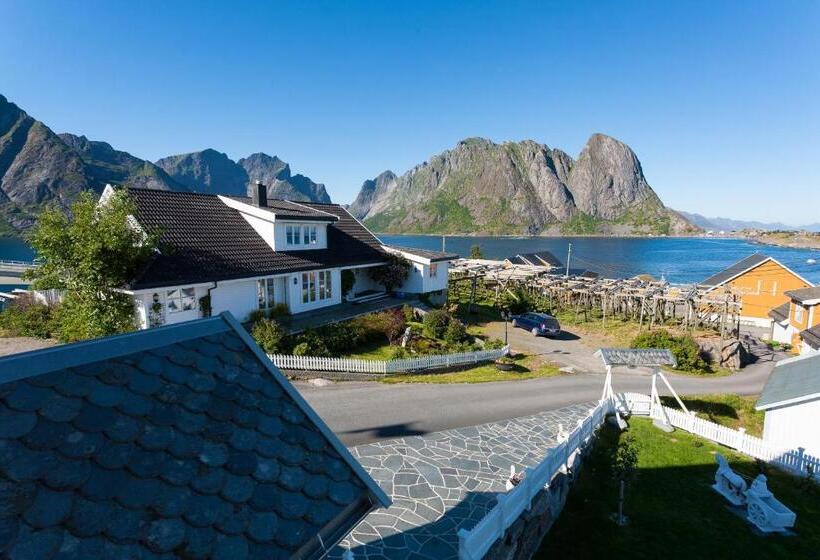 Номер Стандарт, Sakrisøy Gjestegård   Manor House In Sakrisøy   Solbakken Anno 1880