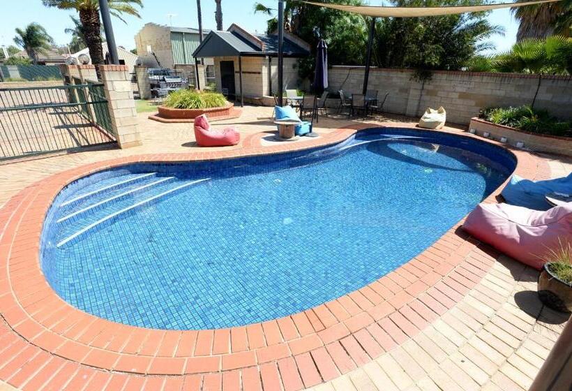 디럭스 룸, Mulwala Paradise Palms Motel