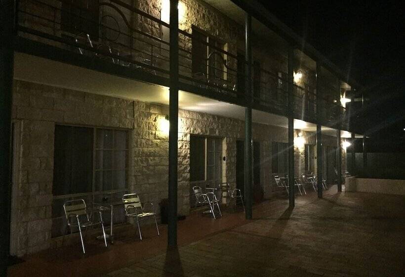 디럭스 룸, Mulwala Paradise Palms Motel