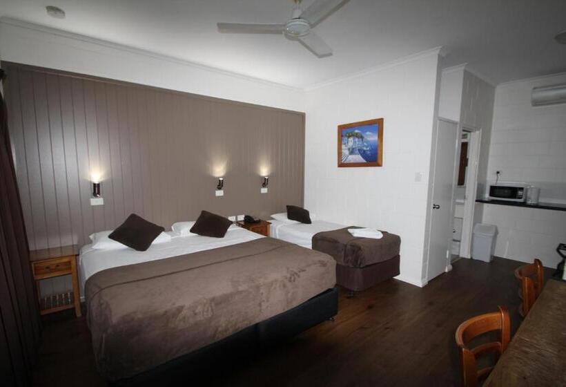 Quarto Estandar, Colonial Rose Motel