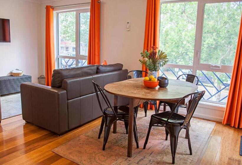 침실 2개 아파트, One Of A Kind Apartments