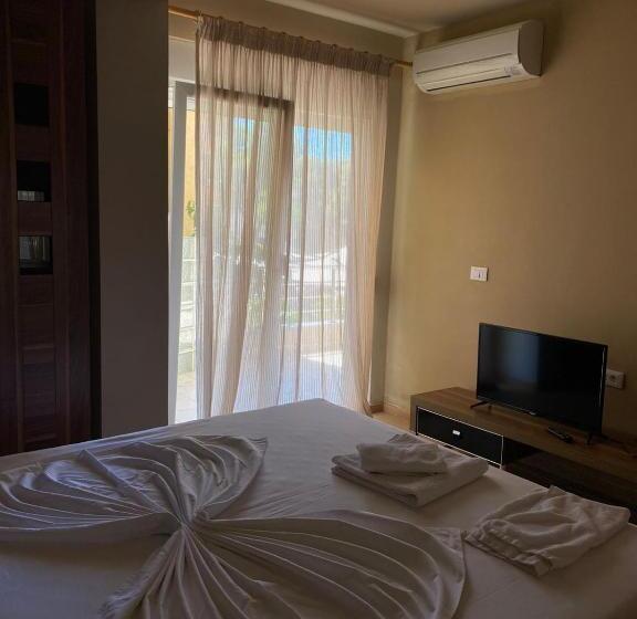 スイート（家族用）, Eval Hotel Sarande