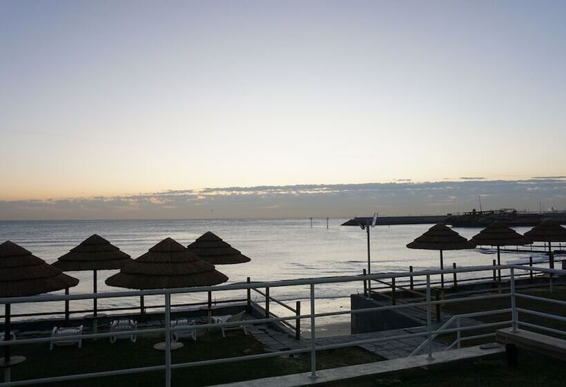 2 Bedrooms Suite Sea View, Al Kout Beach