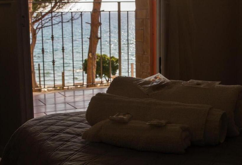 Четырехместный Номер Superior, Villa Sarina