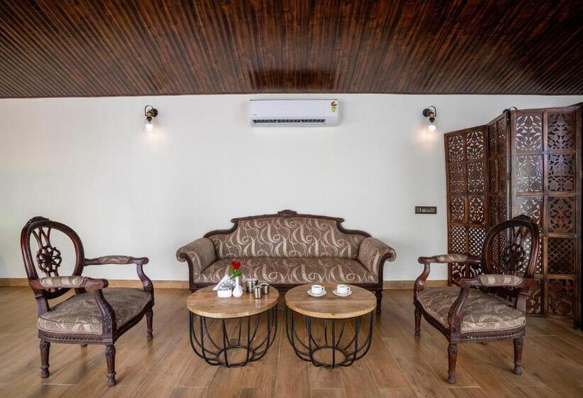 سوییت با چشم‌انداز باغ, Stone Wood Nature Resort, Gokarna