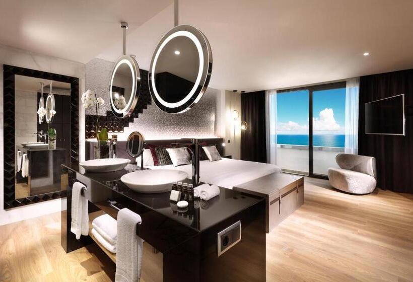 جناح, Hard Rock Hotel Tenerife